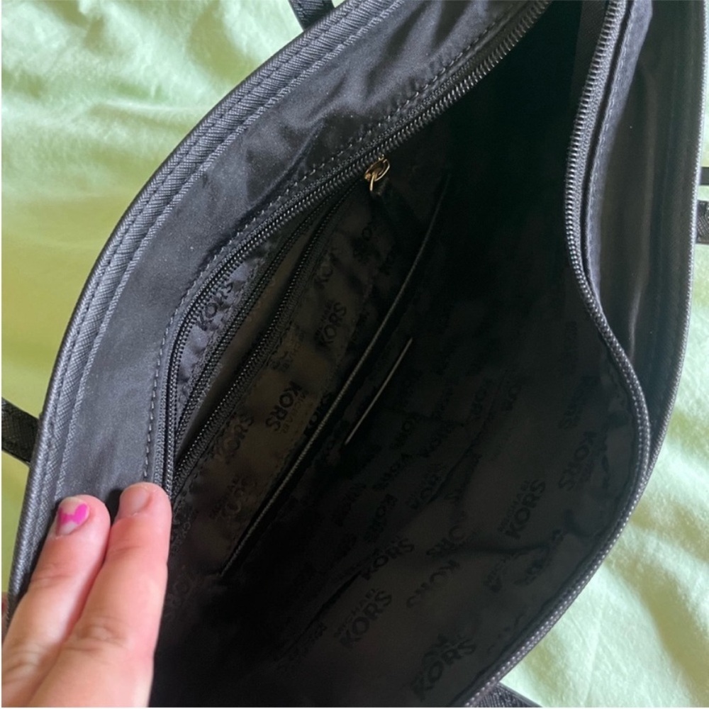 Black Friday Special Michael Kors Kempton Jet Set Tote Nylon Black - Picture 6 of 7